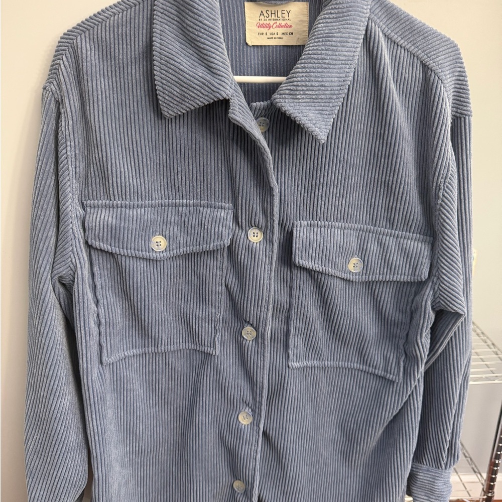 Ashley By 26 International Gray Corduroy Shirt